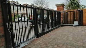 Curved Corner Gates